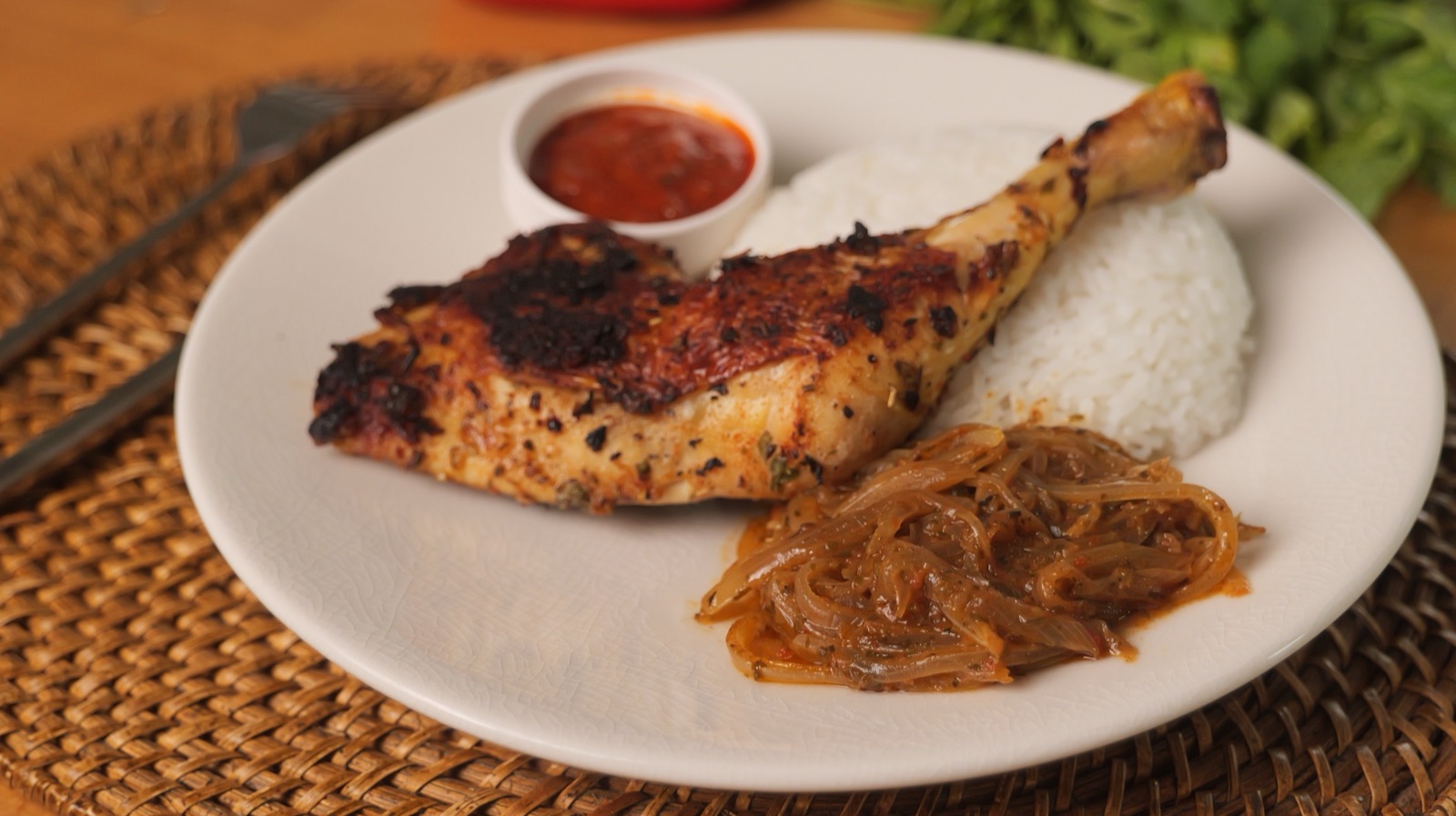 Poulet braisé et sa garniture